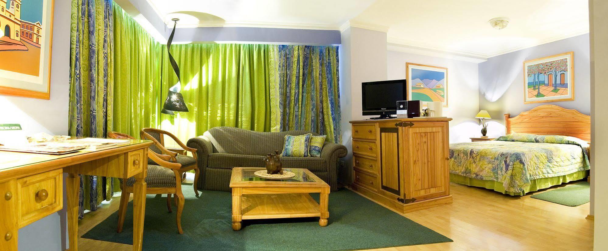 Hotel Las Margaritas Asuncion Extérieur photo